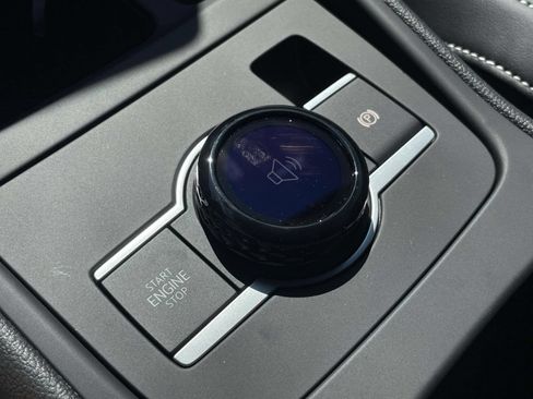 New 2026 Volkswagen Tiguan SE R-Line FWD image 29