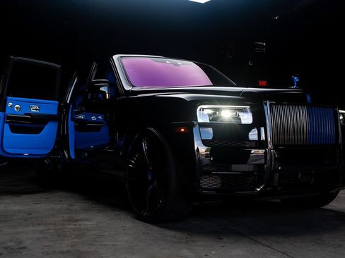 Used 2022 Rolls-Royce Cullinan w/ Cullinan Package AWD/4WD image 10