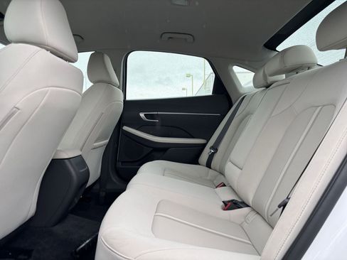 Used 2025 Hyundai Sonata SEL FWD image 25