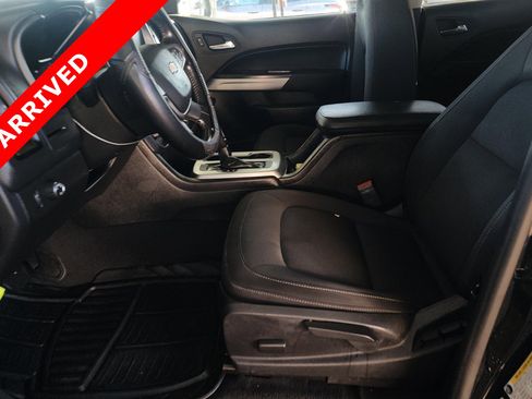 Used 2020 Chevrolet Colorado LT image 6