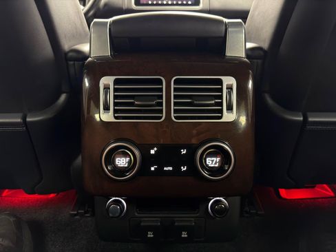 Used 2020 Land Rover Range Rover HSE AWD/4WD image 29