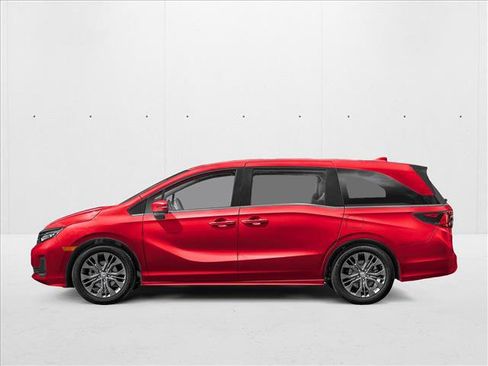 New 2026 Honda Odyssey Touring image 2
