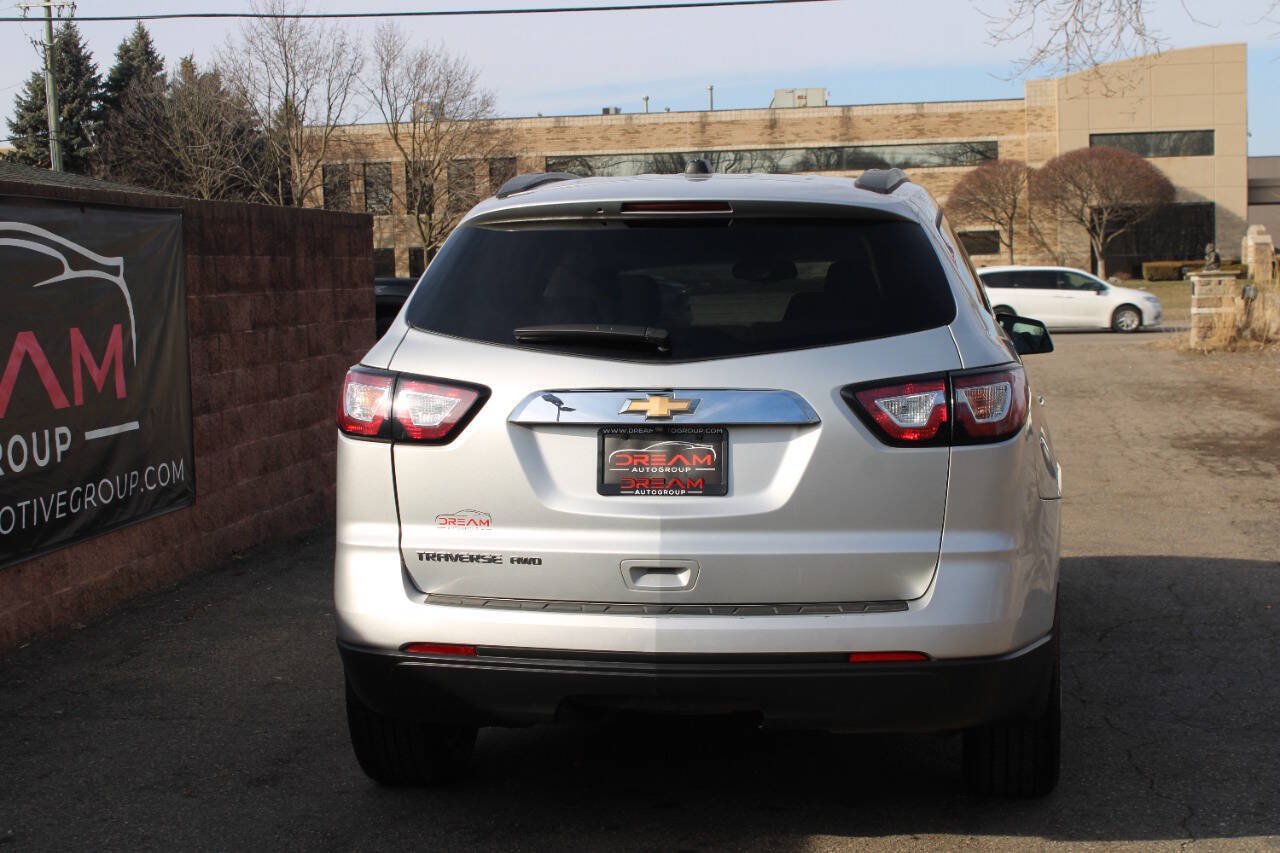 Used 2017 Chevrolet Traverse LS AWD/4WD image 8