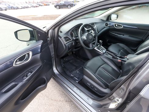 Used 2018 Nissan Sentra SR Turbo w/ Premium Package (P03) image 10