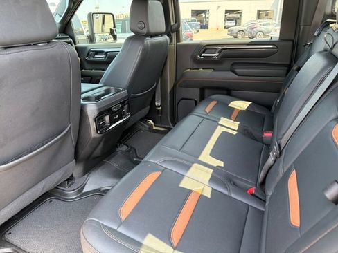 Used 2024 GMC Sierra 2500 AT4 w/ Technology Package AWD/4WD image 21