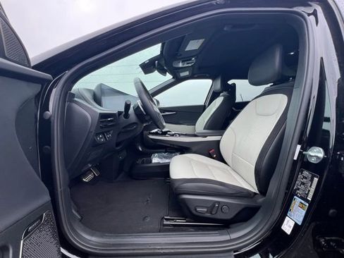 Certified 2024 Kia EV6 GT-Line w/ GT-Line White Seat Package image 18