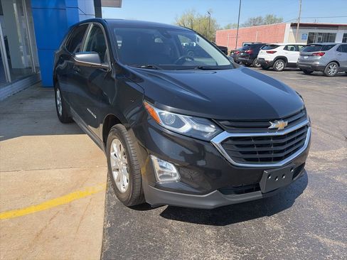 Used 2021 Chevrolet Equinox LT w/ Driver Convenience Package AWD/4WD image 5