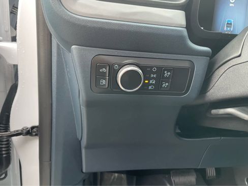 Used 2025 Ford Maverick XL image 13