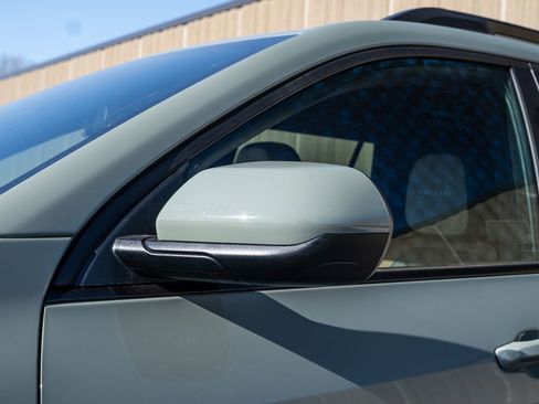 New 2026 Chevrolet Equinox ACTIV image 9