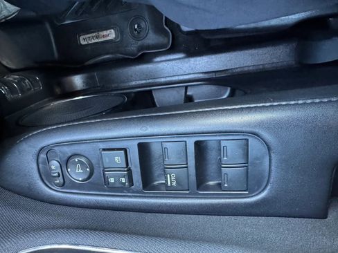 Used 2021 Honda HR-V EX image 15