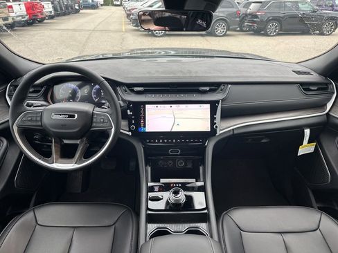 New 2026 Jeep Grand Cherokee L Limited w/ Limited Altitude Package AWD/4WD image 13