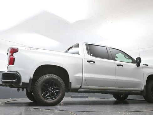 Used 2022 Chevrolet Silverado 1500 LT Trail Boss w/ Safety Package AWD/4WD image 48
