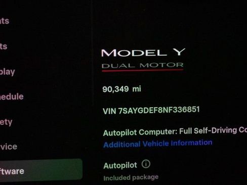 Used 2022 Tesla Model Y Performance image 31