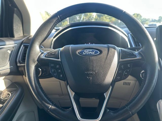 Used 2021 Ford Edge Titanium AWD/4WD image 21