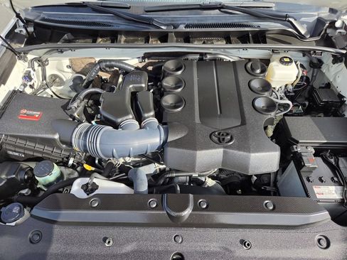 Used 2023 Toyota 4Runner TRD Sport AWD/4WD image 31