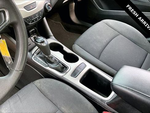 Used 2016 Chevrolet Cruze LS image 17