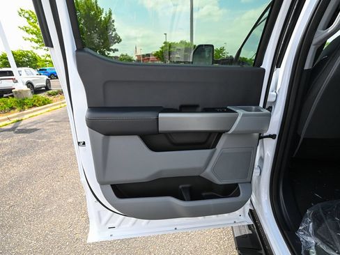 New 2026 Ford F250 XL w/ STX Appearance Package AWD/4WD image 19