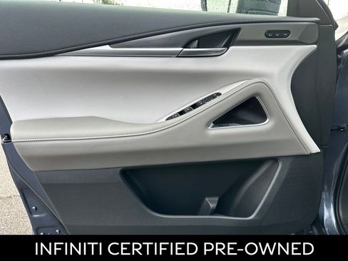 Certified 2026 INFINITI QX60 Luxe w/ Family Package image 29