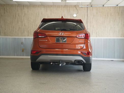 Used 2017 Hyundai Santa Fe Sport FWD image 8