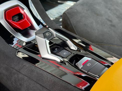 Used 2023 Lamborghini Huracan Tecnica RWD image 36
