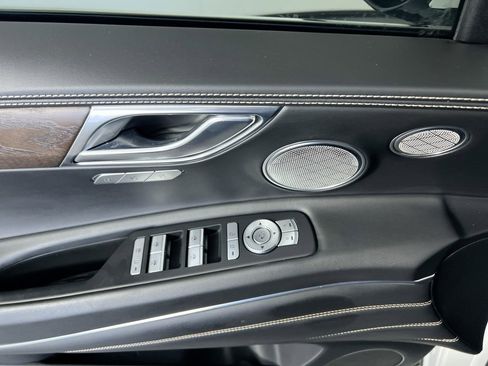Used 2023 Genesis GV80 2.5T w/ Prestige Package AWD/4WD image 14