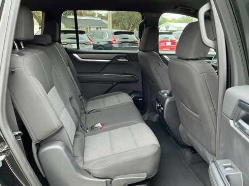 Certified 2025 GMC Acadia Elevation image 18