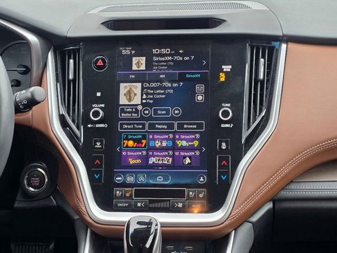 Used 2022 Subaru Outback Touring image 3