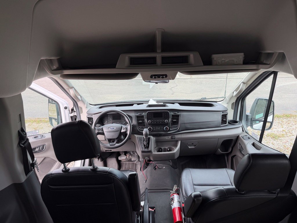 Certified 2023 Ford Transit 350 XL AWD/4WD image 8