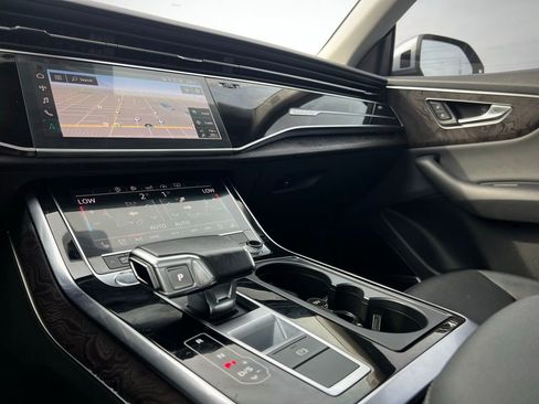 Used 2020 Audi Q8 Premium Plus w/ Premium Plus Package image 41