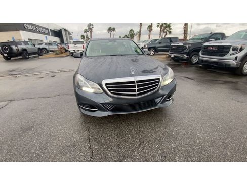 Used 2014 Mercedes-Benz E 350 Luxury image 3