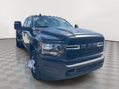 Used 2023 RAM 3500 Tradesman RWD image 9