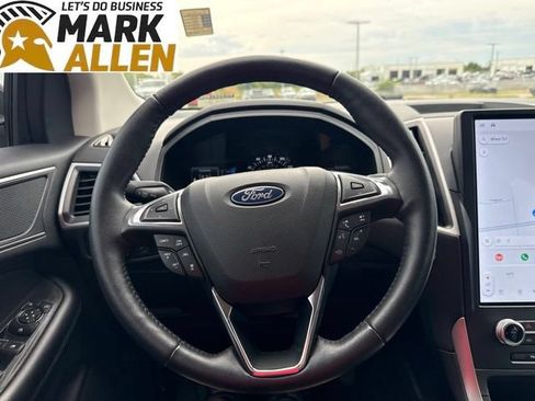 Used 2022 Ford Edge SEL w/ Convenience Package AWD/4WD image 11