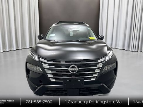 New 2026 Nissan Rogue Platinum w/ Platinum Premium Package AWD/4WD image 2