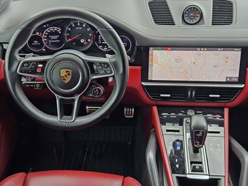 Certified 2021 Porsche Cayenne GTS w/ Premium Package Plus image 25