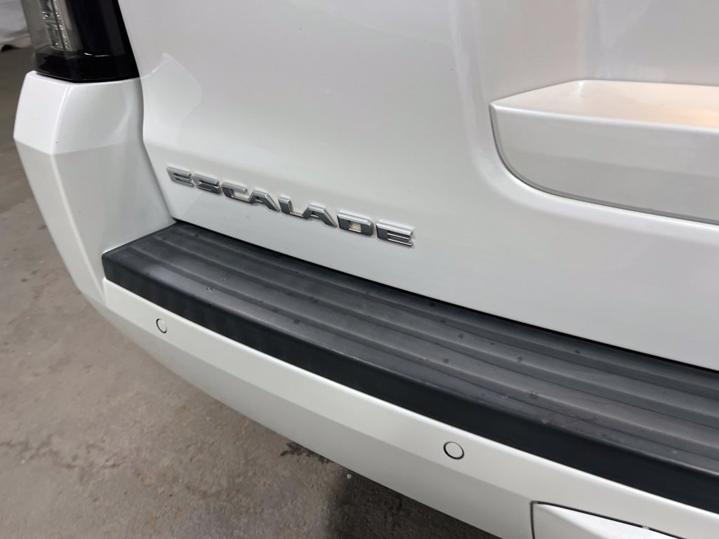 Used 2019 Cadillac Escalade Platinum AWD/4WD image 20