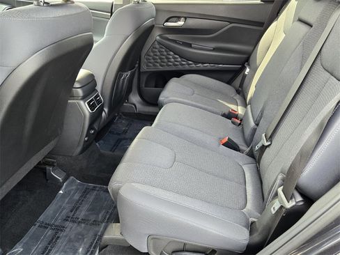 Certified 2023 Hyundai Santa Fe SE image 11