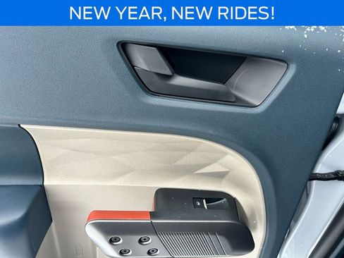 New 2026 Ford Maverick Lariat image 17