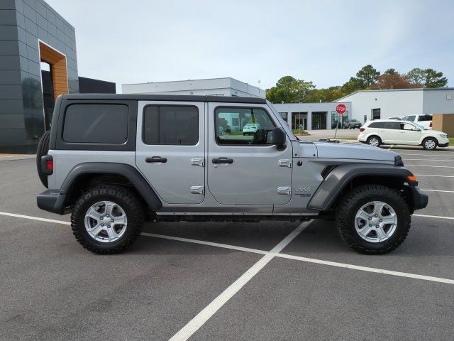 Used 2019 Jeep Wrangler Unlimited Sport S AWD/4WD image 3