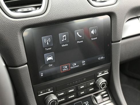 Used 2025 Porsche 718 Cayman image 21