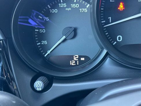 New 2026 Porsche Macan image 33