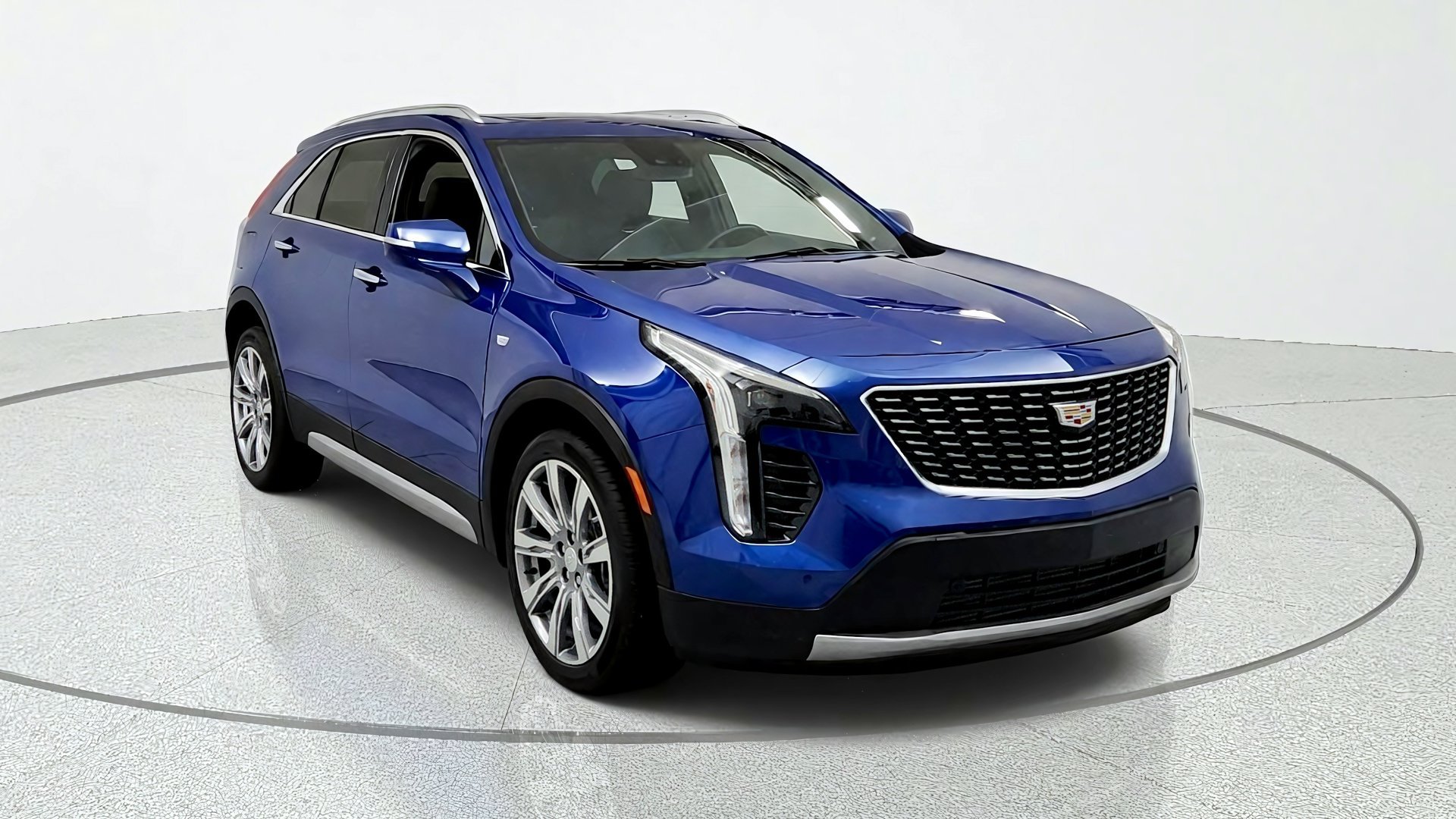 Certified 2023 Cadillac XT4 Premium Luxury w/ Cold Weather Package AWD/4WD image 7