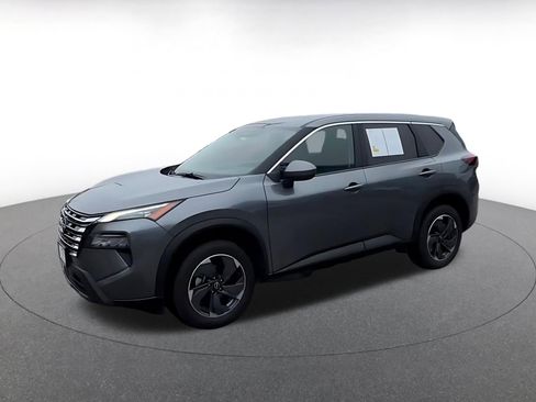 Used 2025 Nissan Rogue SV FWD image 8