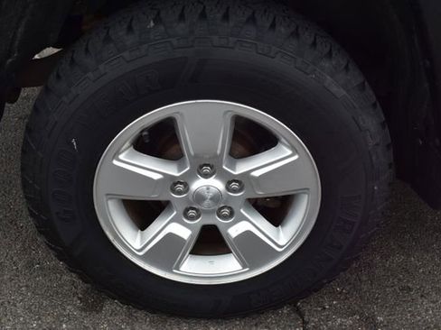 Used 2011 Jeep Liberty Sport AWD/4WD image 39