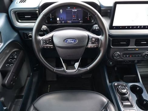 Used 2025 Ford Maverick Lariat w/ Black Appearance Package AWD/4WD image 10