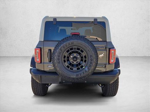 New 2026 Ford Bronco Badlands image 8