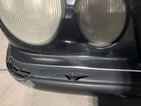 Used 1999 Mercedes-Benz E 320 Sedan image 17