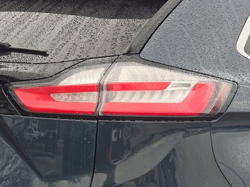 Used 2019 Ford Edge SEL image 7