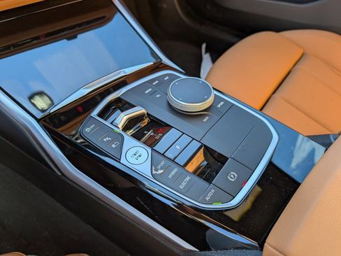 Used 2023 BMW 330e w/ Premium Package image 28