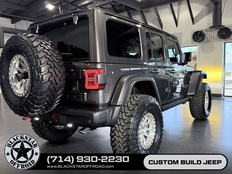 Used 2025 Jeep Wrangler Unlimited Rubicon AWD/4WD image 34