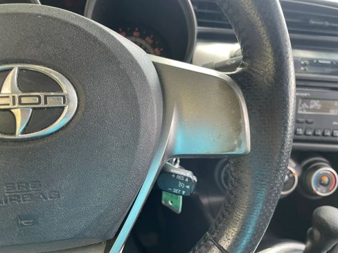 Used 2012 Scion tC FWD image 17